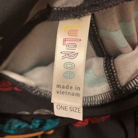 LuLaRoe 2 Pairs Multicolor Leggings One Size - Picture 10 of 12